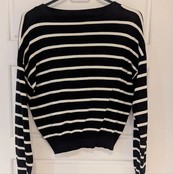 Cardigan - Picture 4 of 4